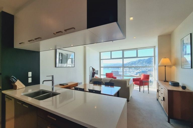 Photo of property in 9 Chews Lane, Wellington Central, Wellington, 6011