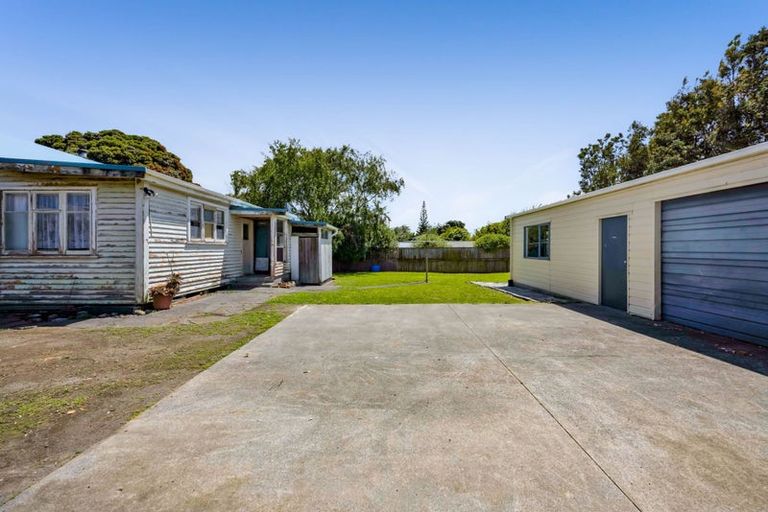 Photo of property in 33 Ngatai Street, Manaia, 4612