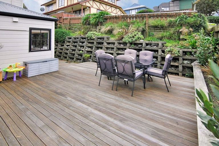 Photo of property in 74 Cortina Avenue, Johnsonville, Wellington, 6037