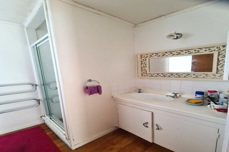 Photo of property in 44 Waipa Street, Birkenhead, Auckland, 0626