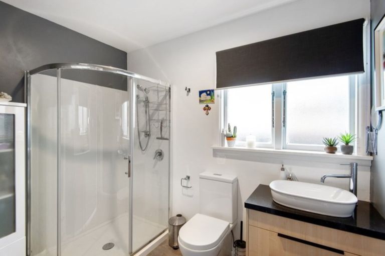 Photo of property in 1/11 Harris Crescent, Papanui, Christchurch, 8053