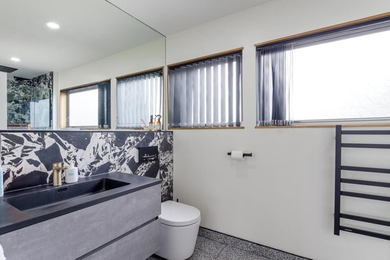 Photo of property in 20a Fairfield Avenue, Addington, Christchurch, 8024