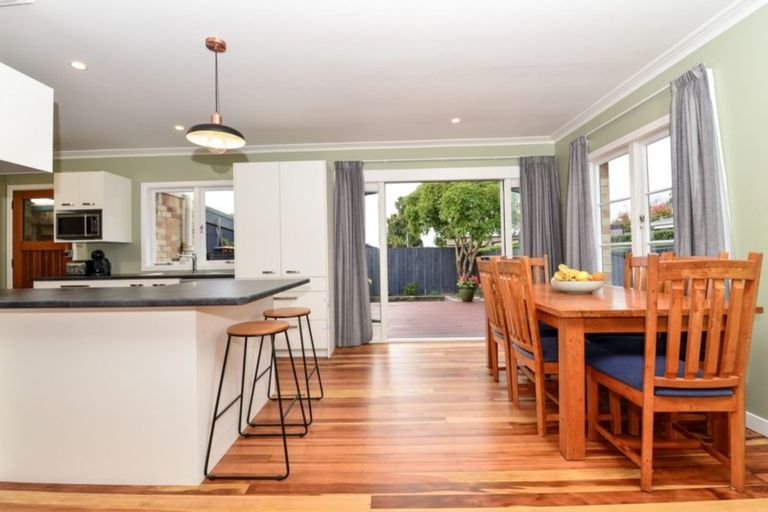 Photo of property in 150 Beerescourt Road, Beerescourt, Hamilton, 3200