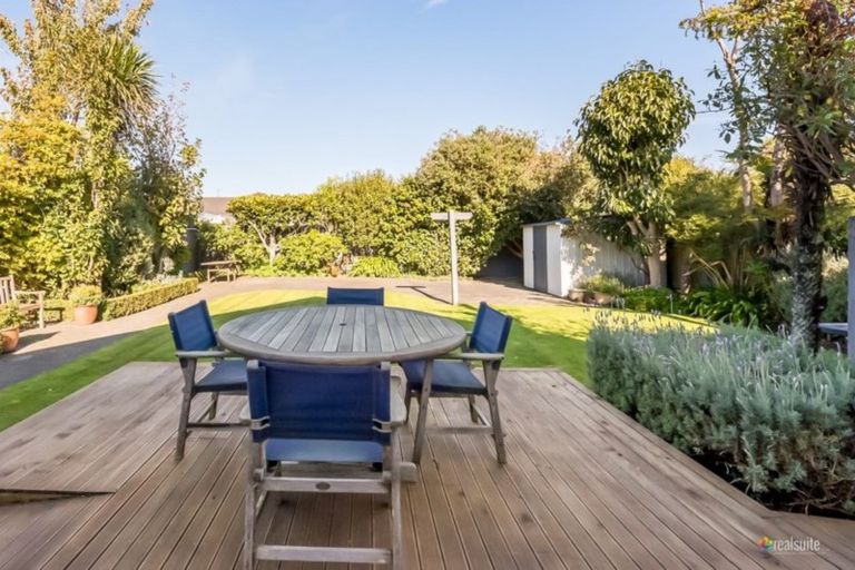 Photo of property in 150 Knights Road, Hutt Central, Lower Hutt, 5010