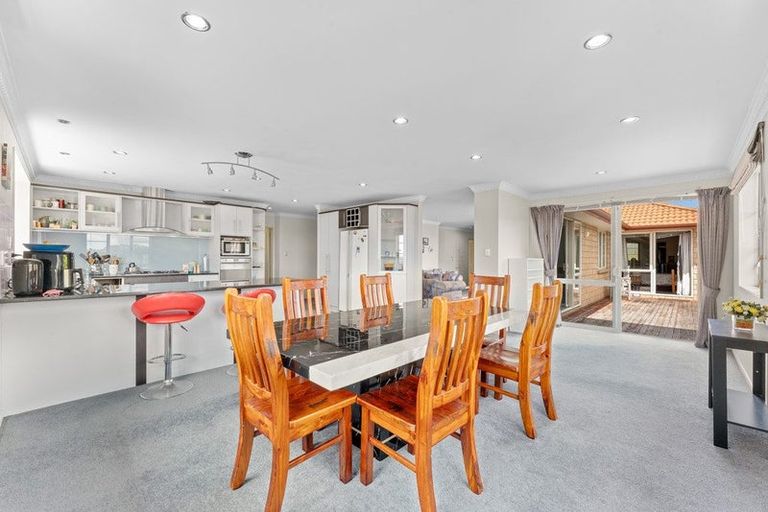 Photo of property in 29 Leafield Crescent, Henderson, Auckland, 0612