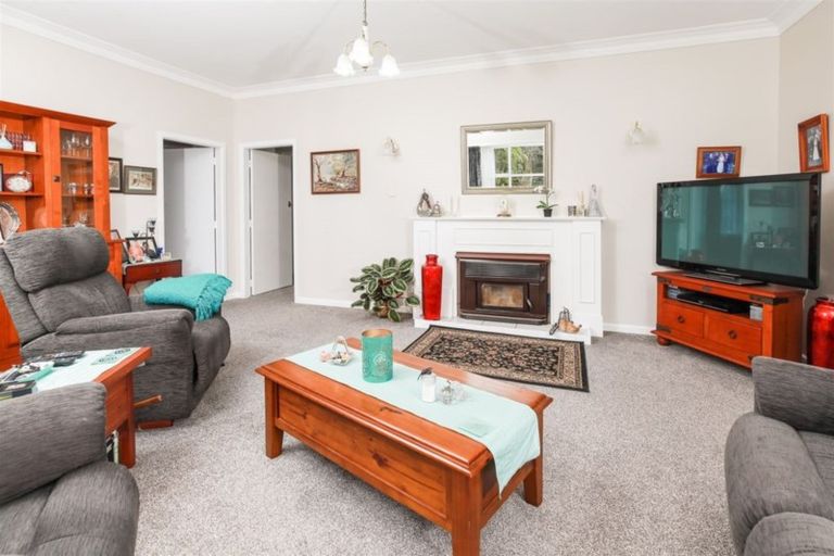 Photo of property in 8853 Paeroa Kopu Road, Puriri, Thames, 3578