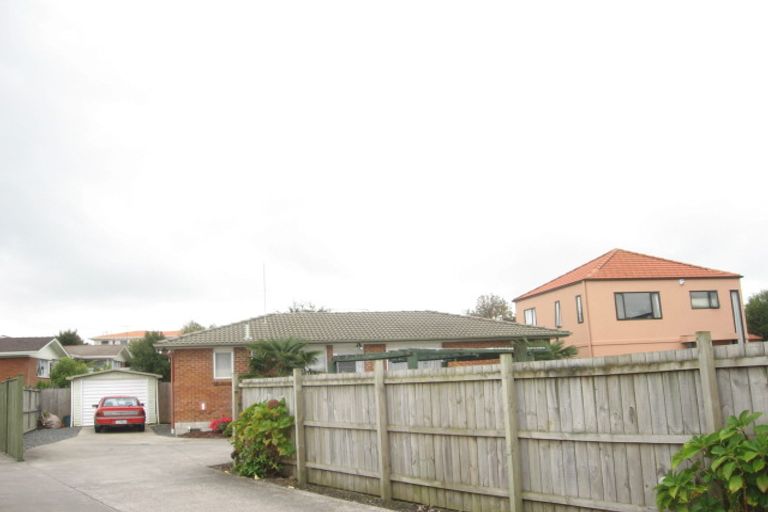 Photo of property in 1/13 Studfall Street, Pakuranga Heights, Auckland, 2010