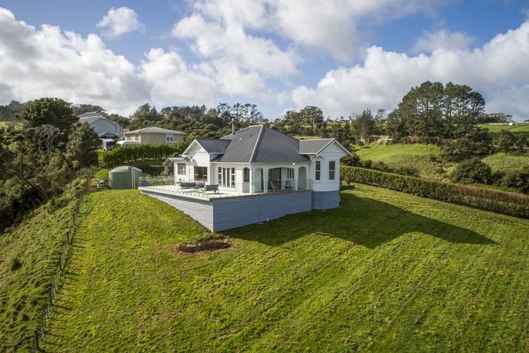 Photo of property in 616c Peak Road, Helensville, 0875
