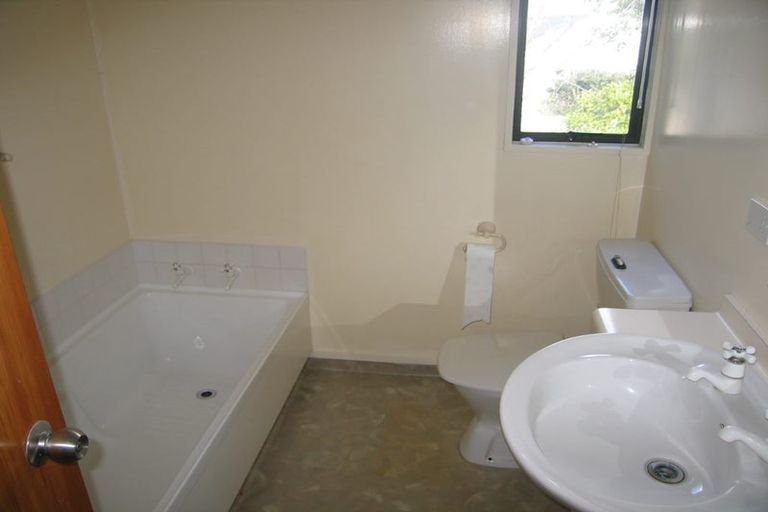 Photo of property in 3/4 Brockworth Place, Riccarton, Christchurch, 8011