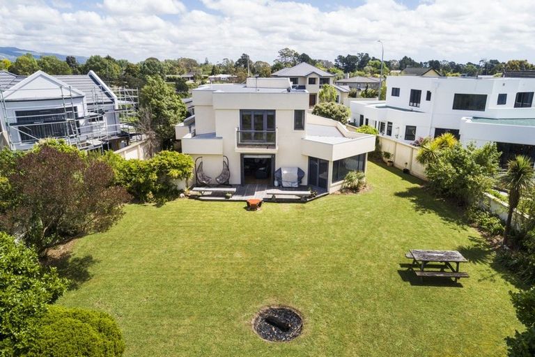 Photo of property in 31 Ruapehu Drive, Fitzherbert, Palmerston North, 4410