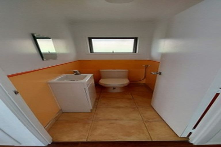 Photo of property in 1/101 Langana Avenue, Browns Bay, Auckland, 0630