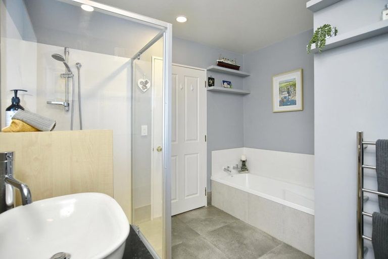 Photo of property in 2/50 Dunedin Street, Redwood, Christchurch, 8051