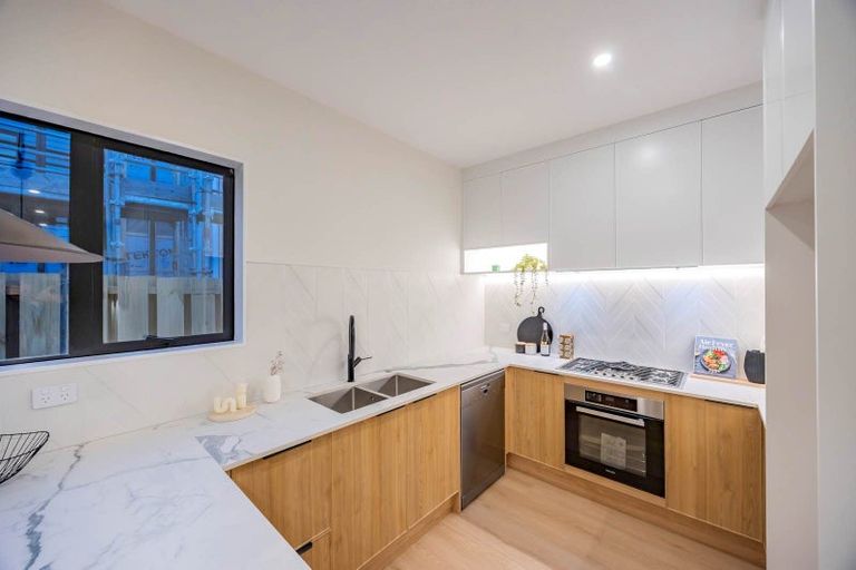 Photo of property in 30c Beulah Avenue, Rothesay Bay, Auckland, 0630