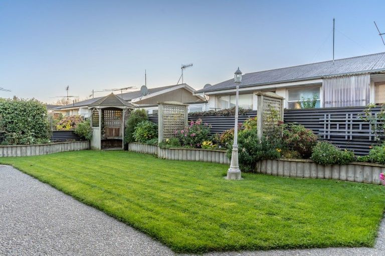 Photo of property in 100 Park Street, Winton, 9720