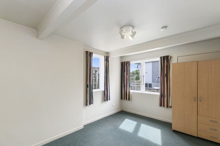 Photo of property in 7 Stephen Street, Johnsonville, Wellington, 6037