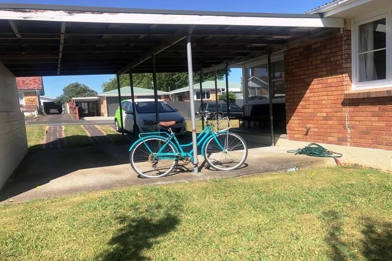 Photo of property in 1a Christie Street, Forest Lake, Hamilton, 3200