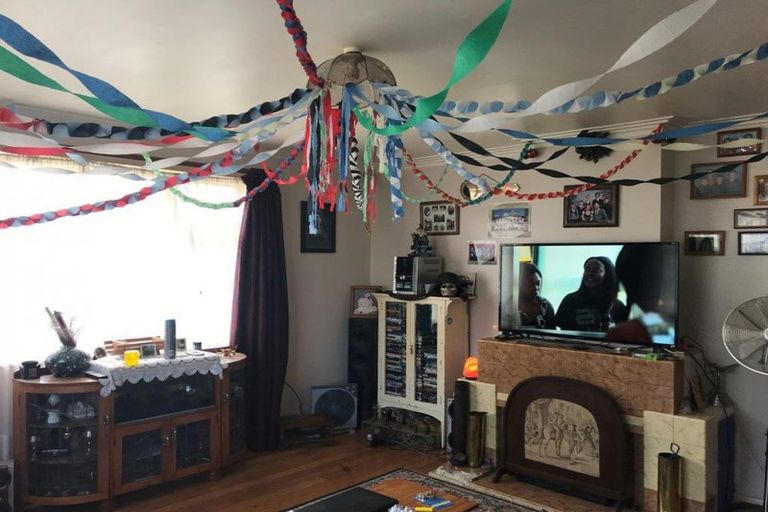 Photo of property in 20 Dorset Street, Patea, 4520