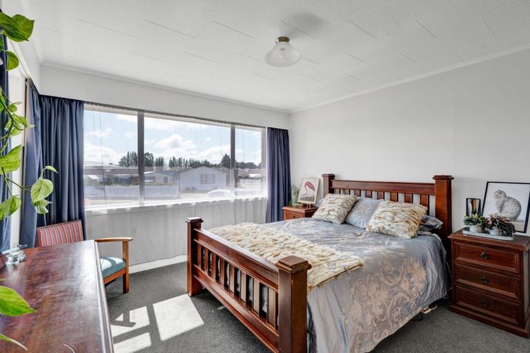 Photo of property in 21 Montjoy Street, Stratford, 4332