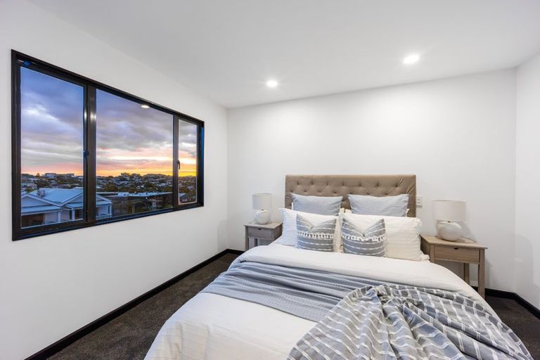 Photo of property in 15c Rose Road, Grey Lynn, Auckland, 1021