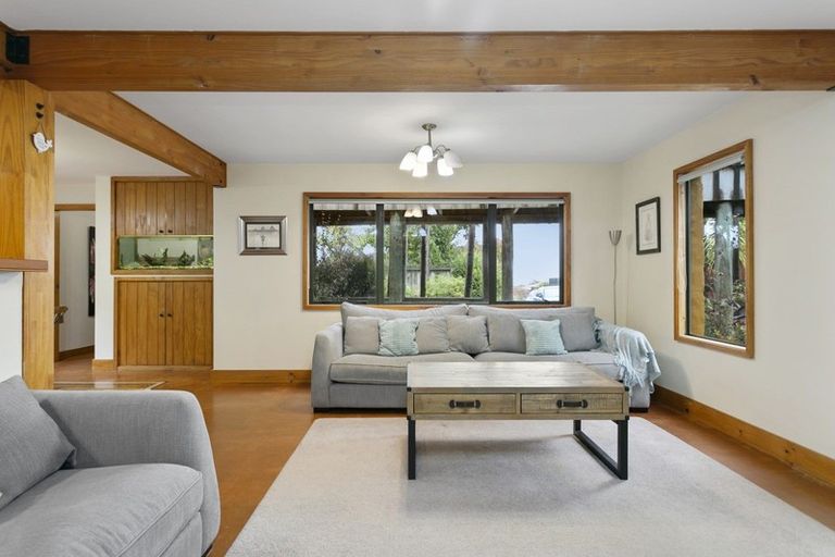 Photo of property in 6 Astelia Way, Waipahihi, Taupo, 3330