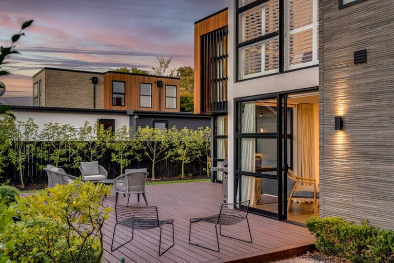 Photo of property in 42 Tui Street, Fendalton, Christchurch, 8041