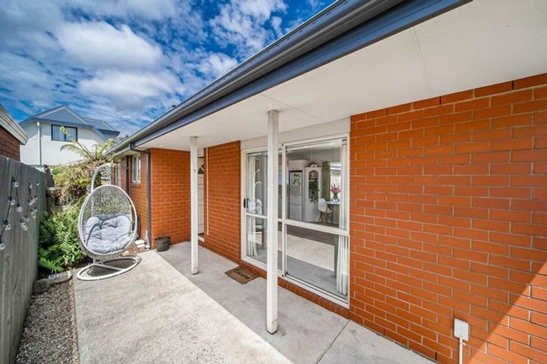 Photo of property in 35 Cardigan Bay Place, Addington, Christchurch, 8024