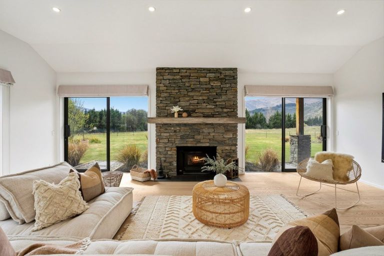 Photo of property in 62 Morven Ferry Road, Arrow Junction, Queenstown, 9371