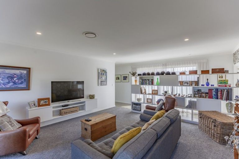 Photo of property in 211c Racecourse Road, Waipukurau, 4282