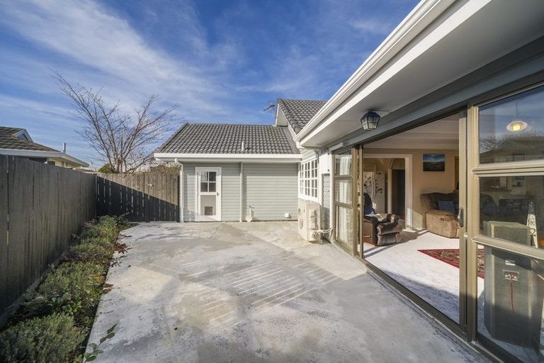 Photo of property in 18 Chippendale Crescent, Highbury, Palmerston North, 4412