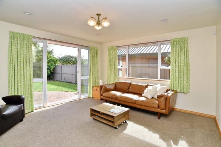 Photo of property in 1/27 Russell Street, Linwood, Christchurch, 8062