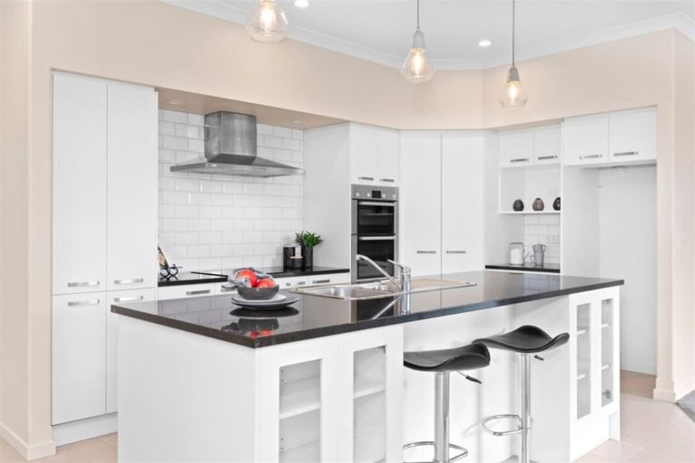 Photo of property in 46 Reka Street, Parklands, Christchurch, 8083