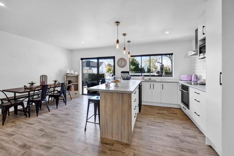 Photo of property in 14 Mahoe Street, Inglewood, 4330