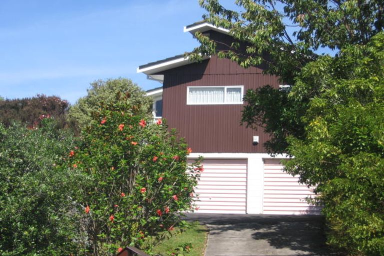 Photo of property in 29 Marlborough Avenue, Glenfield, Auckland, 0629