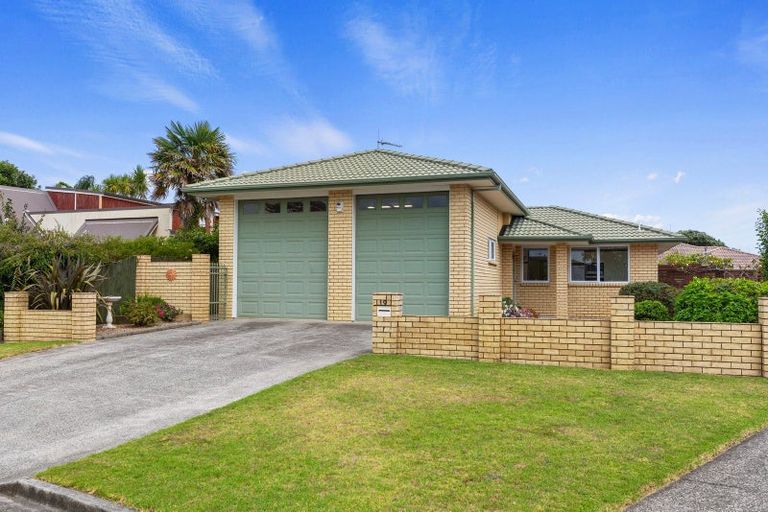 Photo of property in 19 Pirika Place, Papamoa Beach, Papamoa, 3118