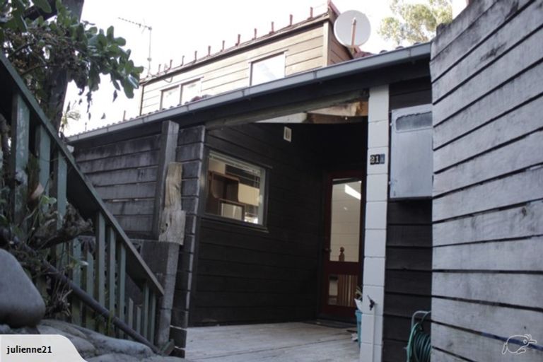 Photo of property in 21a Hadfield Terrace, Kelburn, Wellington, 6012