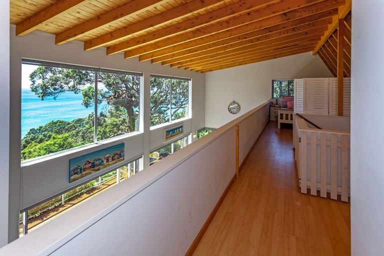 Photo of property in 102 Waihirere Drive, Tuateawa, Coromandel, 3583