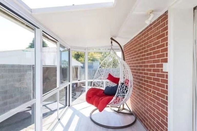 Photo of property in 7 Bendale Place, Avonhead, Christchurch, 8042