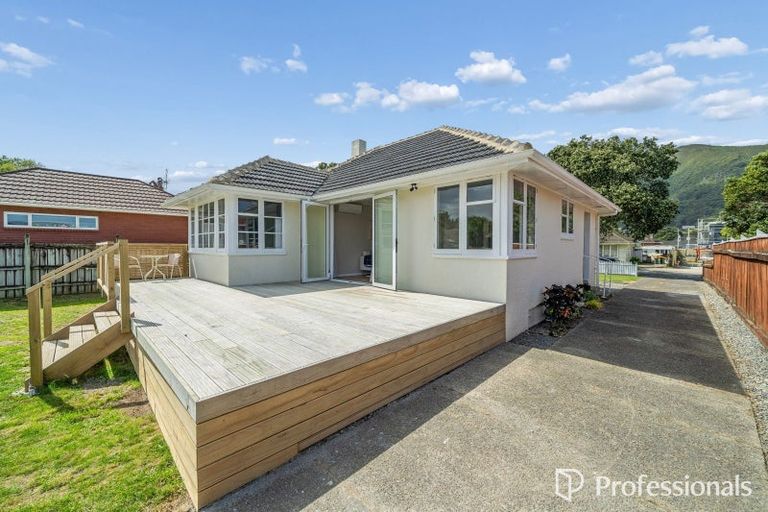 Photo of property in 26 Godley Street, Waterloo, Lower Hutt, 5011