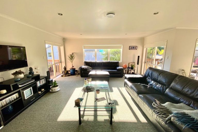 Photo of property in 13a Wharf Road, Te Atatu Peninsula, Auckland, 0610