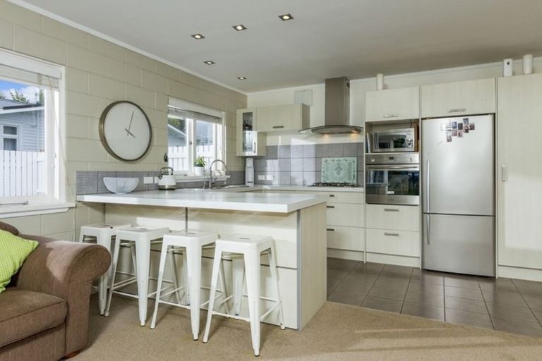 Photo of property in 53 Aramoana Avenue, Devonport, Auckland, 0624