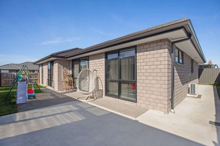 Photo of property in 3 Taffe Crescent, Pyes Pa, Tauranga, 3112