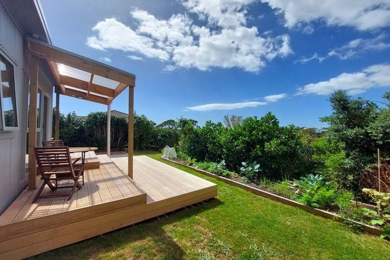 Photo of property in 122a Heta Road, Highlands Park, New Plymouth, 4312