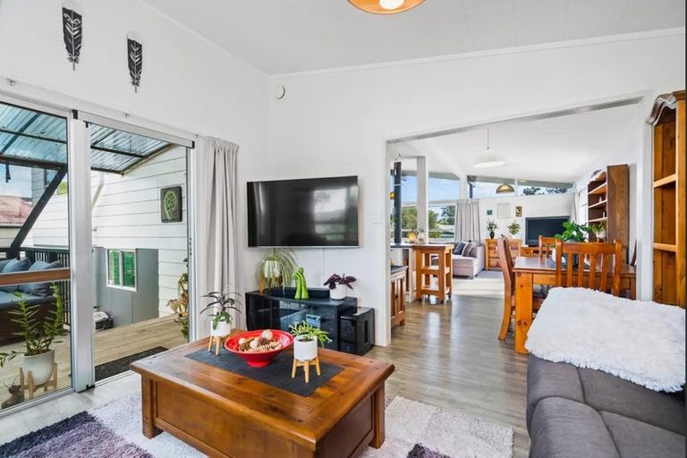 Photo of property in 70 Kohe Street, Parahaki, Whangarei, 0112