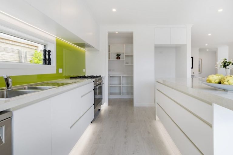 Photo of property in 21 Pakanga Grove, Pyes Pa, Tauranga, 3112