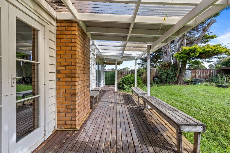 Photo of property in 49 Tawa Road, Kumeu, 0891