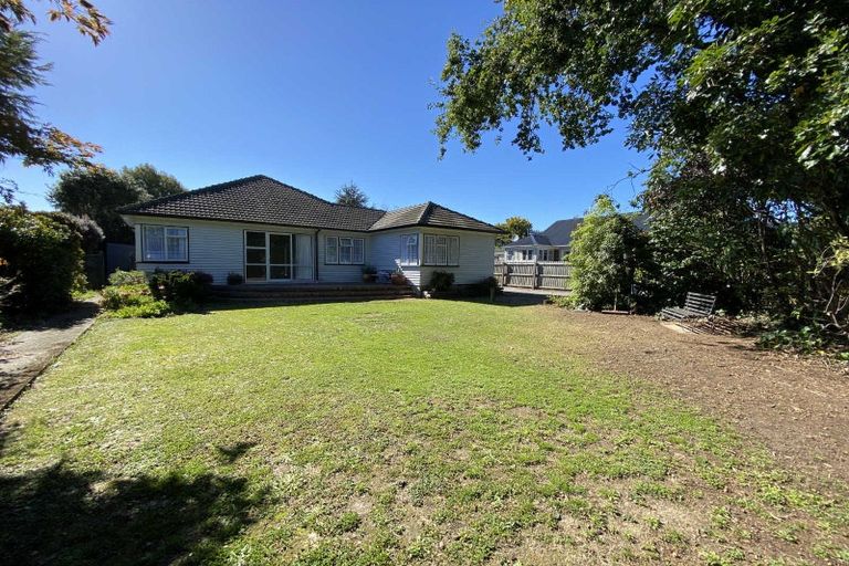 Photo of property in 75 Wharenui Road, Upper Riccarton, Christchurch, 8041