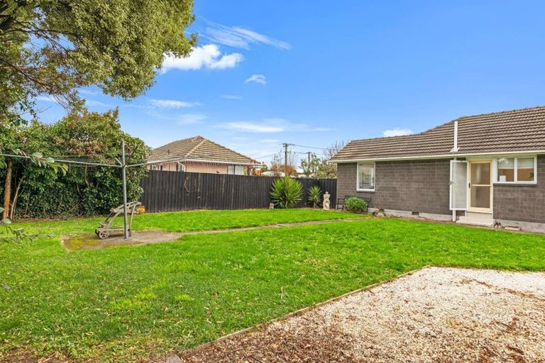 Photo of property in 19 Horton Place, Avondale, Christchurch, 8061