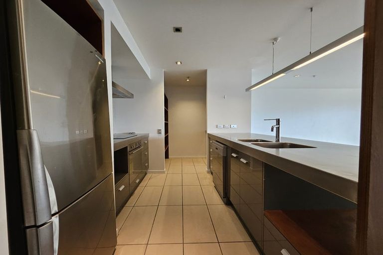 Photo of property in Piermont Apartments, 7d/82 Cable Street, Te Aro, Wellington, 6011