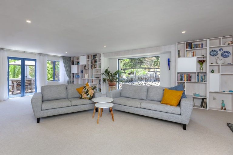 Photo of property in 105 Waterfall Road, Paraparaumu, 5032