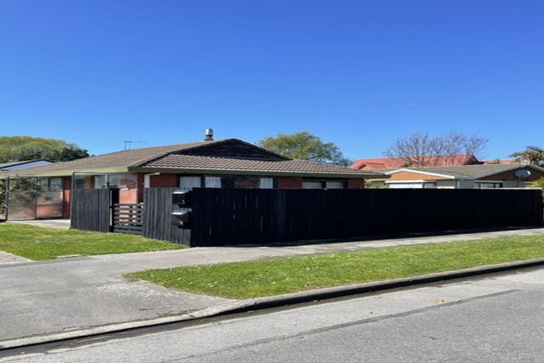 Photo of property in 1/5 Fernbrook Place, Mairehau, Christchurch, 8013